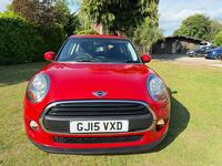 MINI HATCH